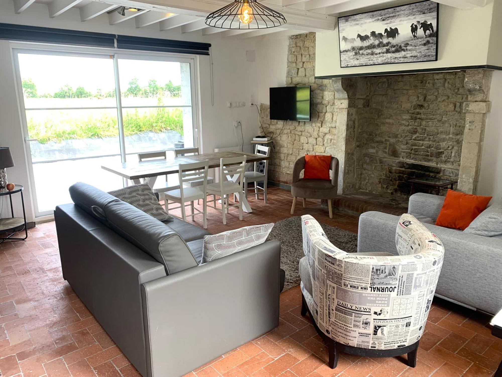 Comfortable House For 6 Guests In Saint-Come-Du-Mont Villa Exterior photo