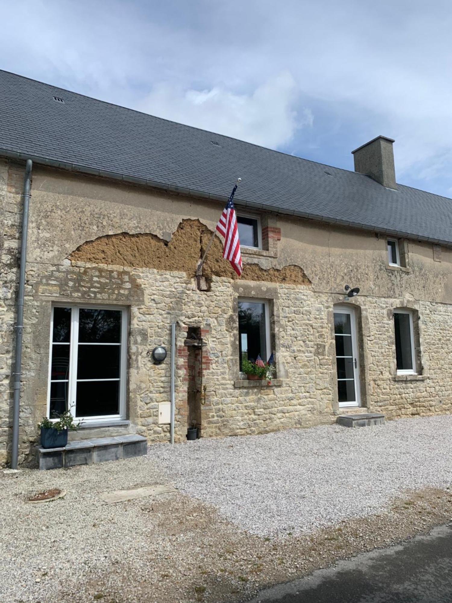 Comfortable House For 6 Guests In Saint-Come-Du-Mont Villa Exterior photo